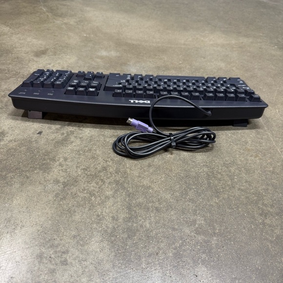 Dell SK-8110 PS/2 Wired Keyboard 104-Key QWERTY OEM 7N242 Tested - Picture 5 of 7